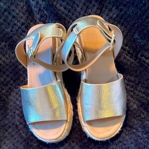 Stylish Gold Platform Sandals